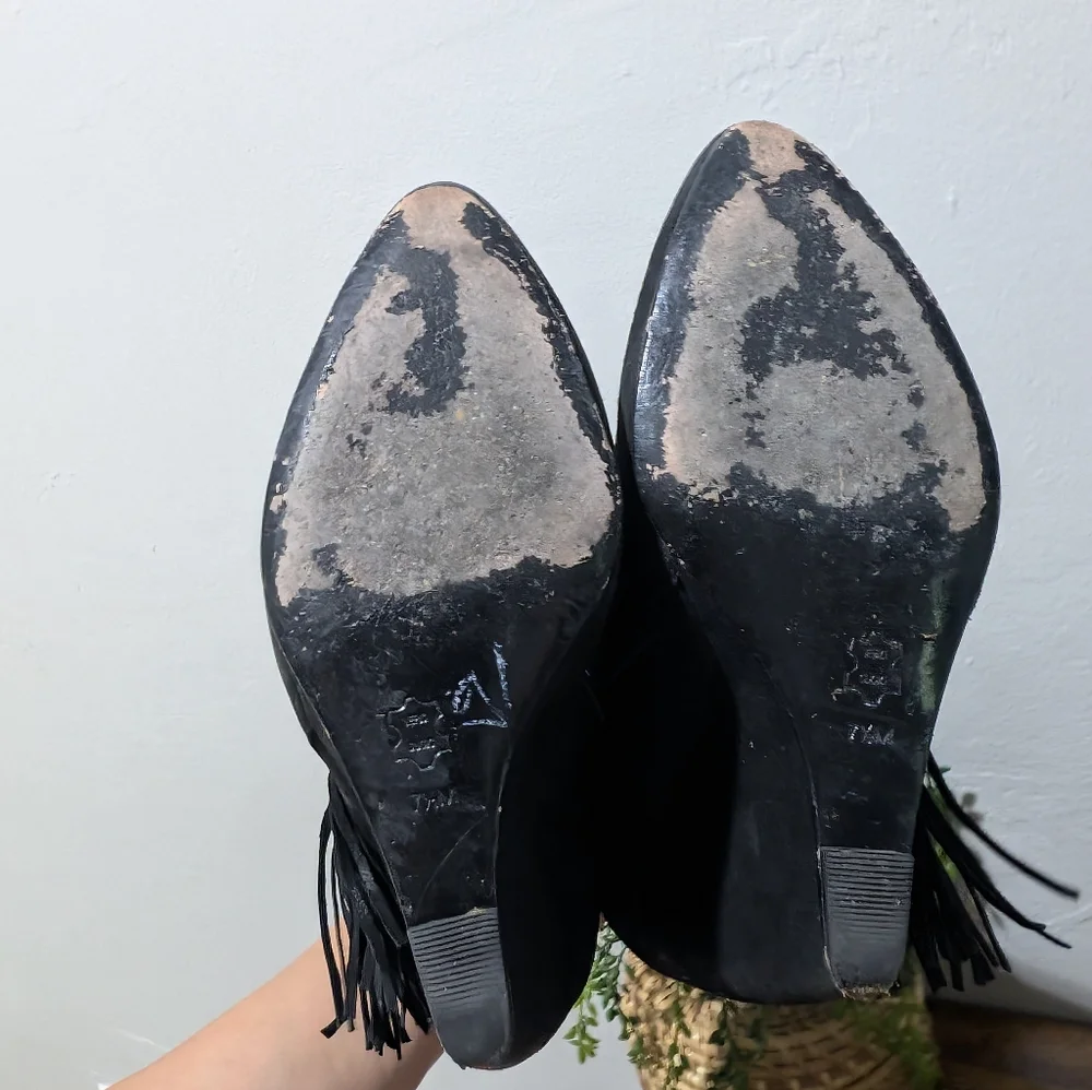 Charles David Bootie 7.5 Black‎ Suede Fringe Cowgirl Western Rocker Grunge Wedge